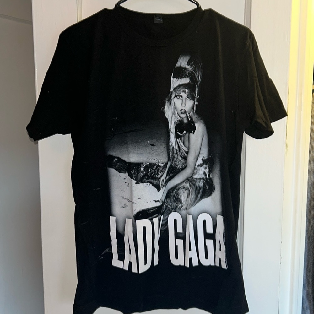 Lady Gaga born this way concert t shirt